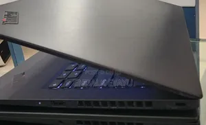 New Laptop Lenovo 16GB Intel Core I7 SSD 512GB