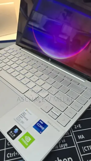New Laptop HP Envy 13 16GB Intel Core I7 SSD 1T
