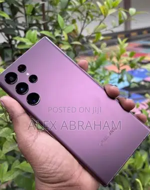 Photo - Samsung Galaxy S22 Ultra 512 GB Purple