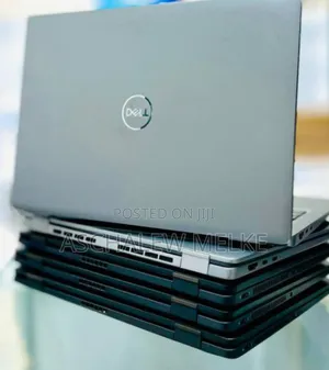 Photo - New Laptop Dell Latitude 7330 16GB Intel Core I5 SSD 512GB