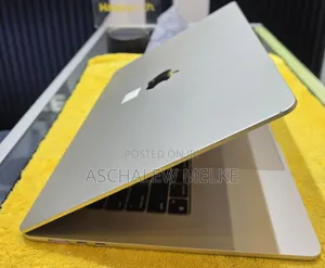 New Laptop Apple MacBook Air 2024 M3 15-Inch 16GB Apple M3 SSD 512GB