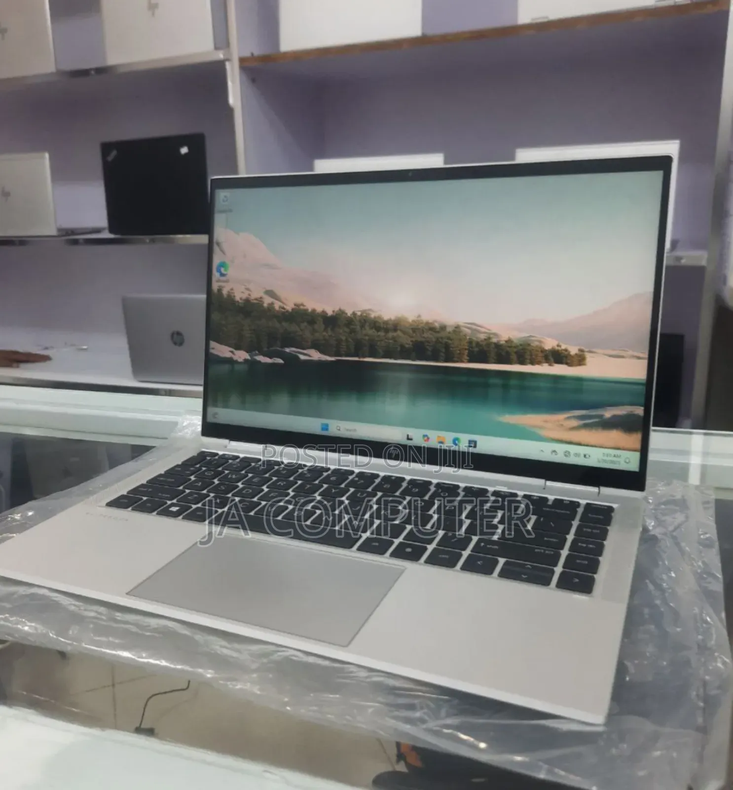 New Laptop HP EliteBook X360 1040 G7 16GB Intel Core I7 SSD 512GB