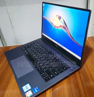 New Laptop Huawei MateBook 13 WRT-W29E 8GB Intel Core I5 SSD 512GB