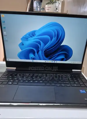 New Laptop HP Victus 15 16GB Intel Core I7 SSD 1T
