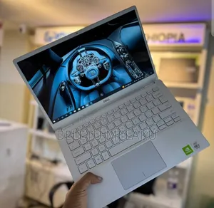 New Laptop Dell 16GB Intel Core i5 SSD 512GB