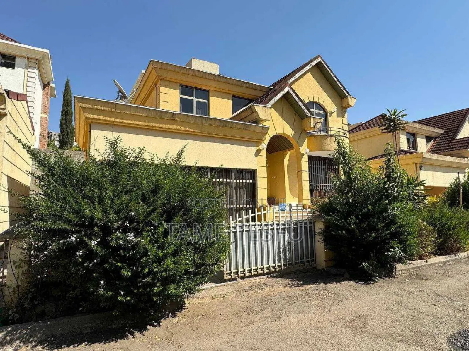 Furnished 6bdrm House in Gift Realstate, Bole for sale