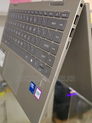 New Laptop HP Envy X360 8GB Intel Core Ultra 5 SSD 512GB