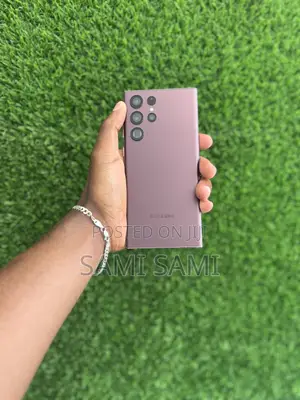 Photo - Samsung Galaxy S22 Ultra 5G 256 GB