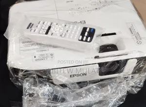 Brand New Epson Projector X41