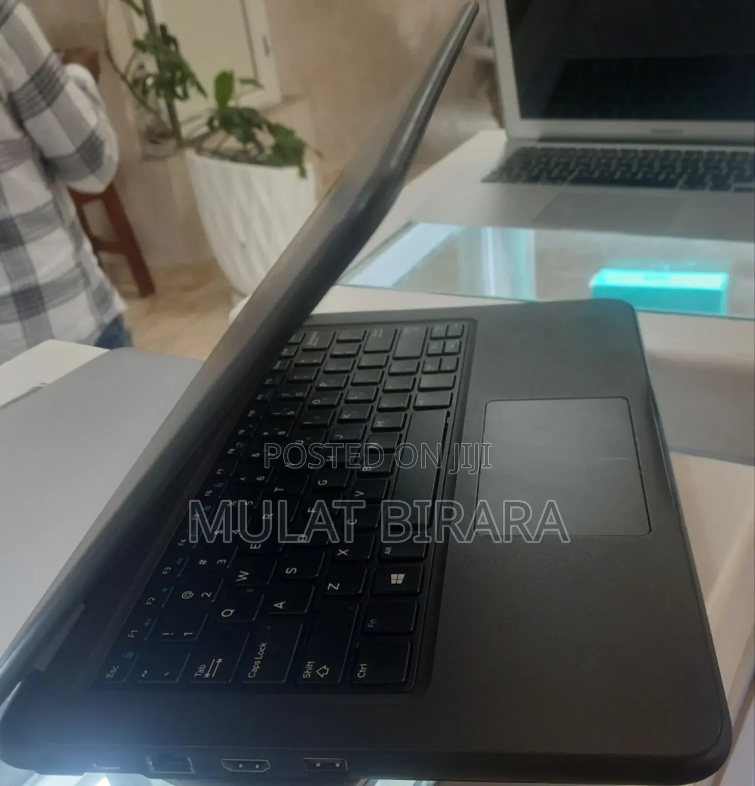 New Laptop Dell Latitude 5310 8GB Intel Core I3 SSD 128GB