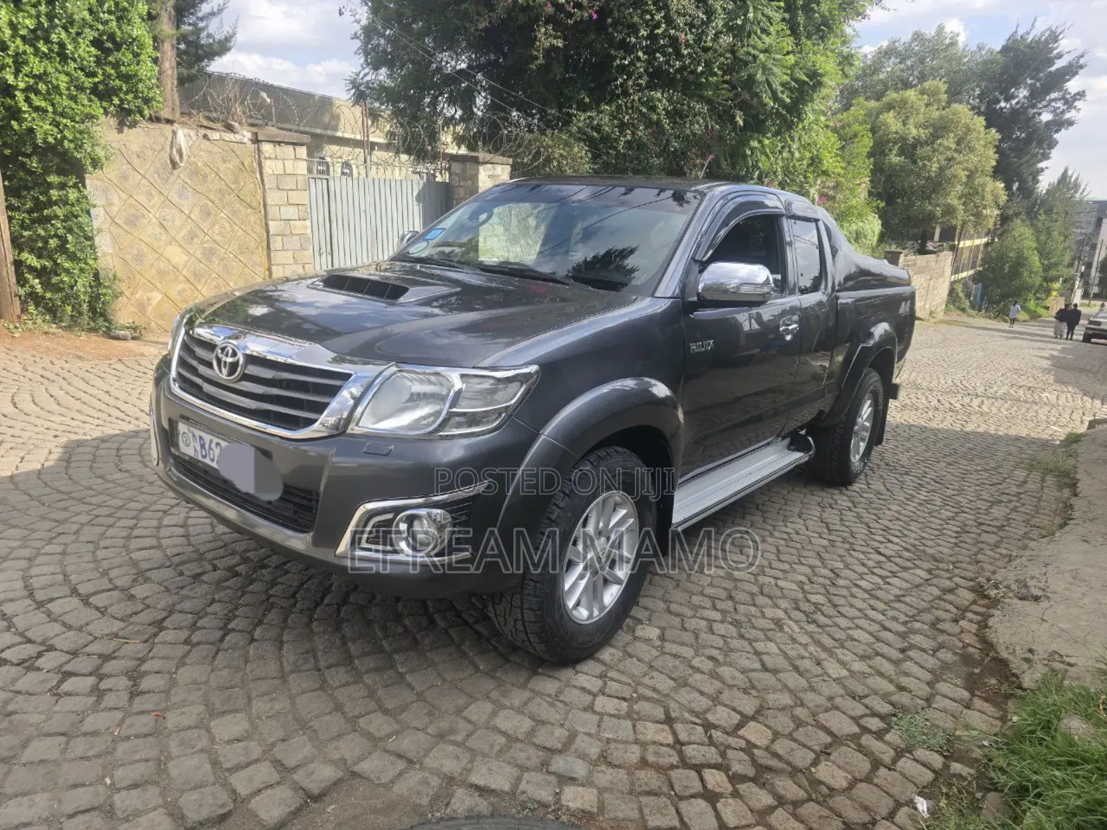 Toyota Hilux 2015 Gray