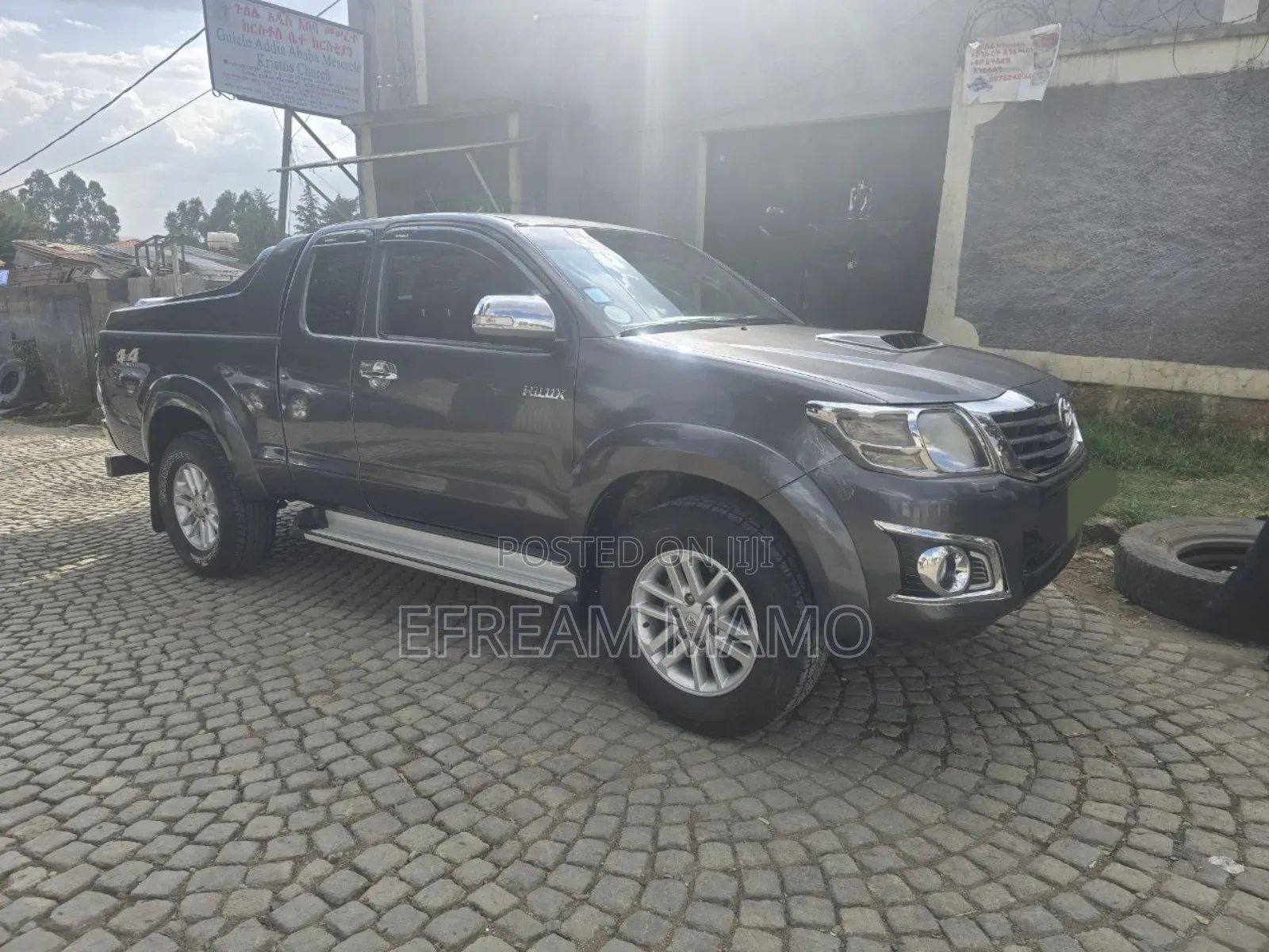 Toyota Hilux 2015 Gray