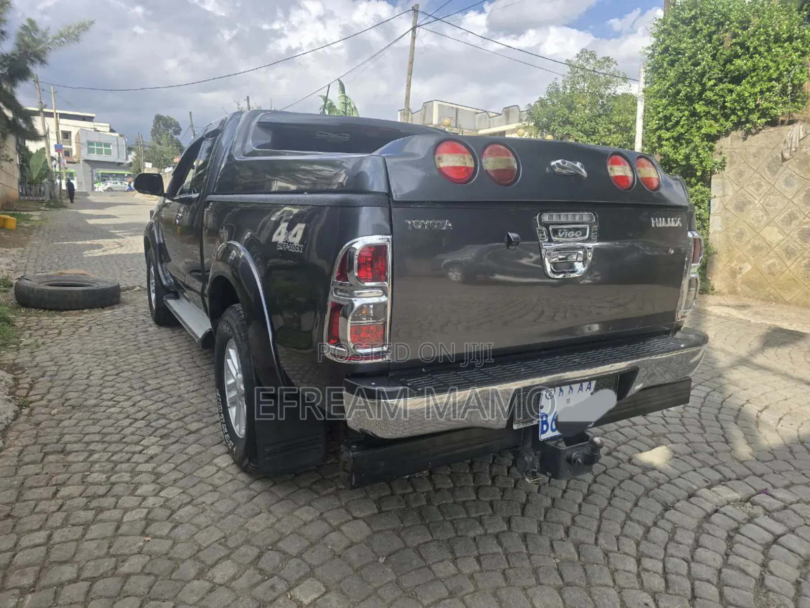 Toyota Hilux 2015 Gray