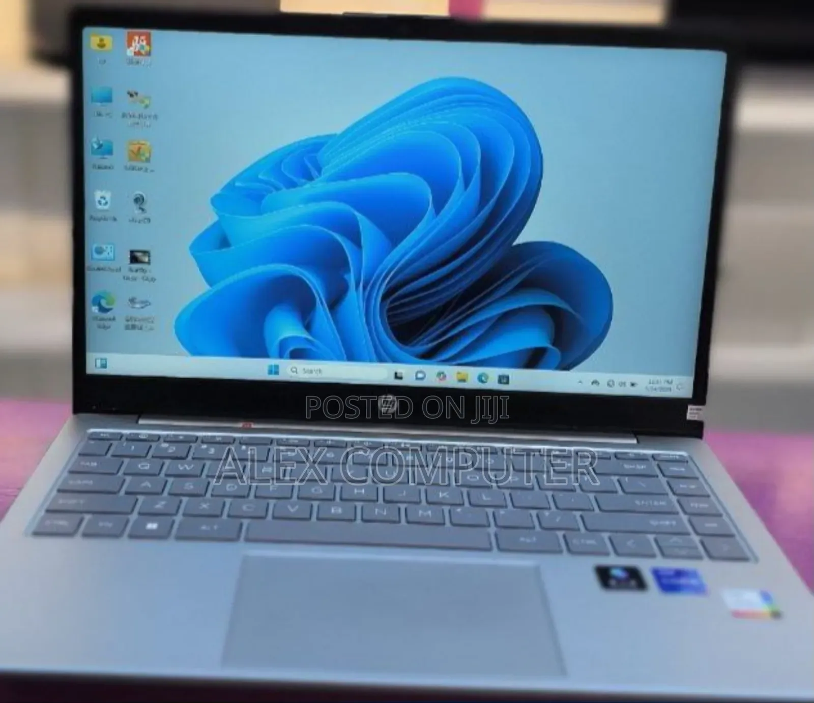 New Laptop HP Stream Notebook 16GB Intel Core I7 SSD 512GB