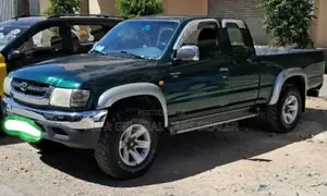 Toyota Hilux 2.5 Cab 2005 Green