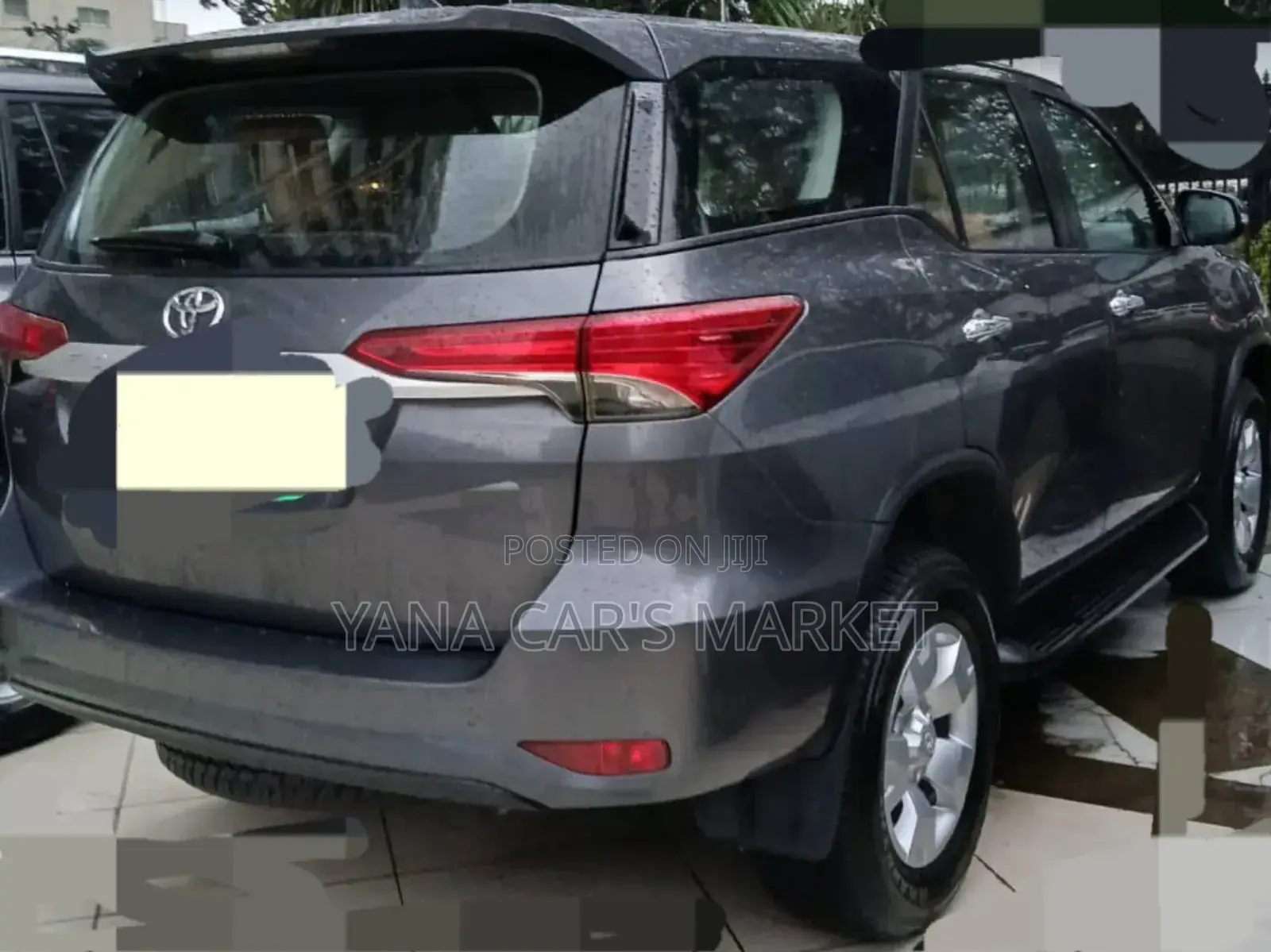 Toyota Fortuner 2022 Gray
