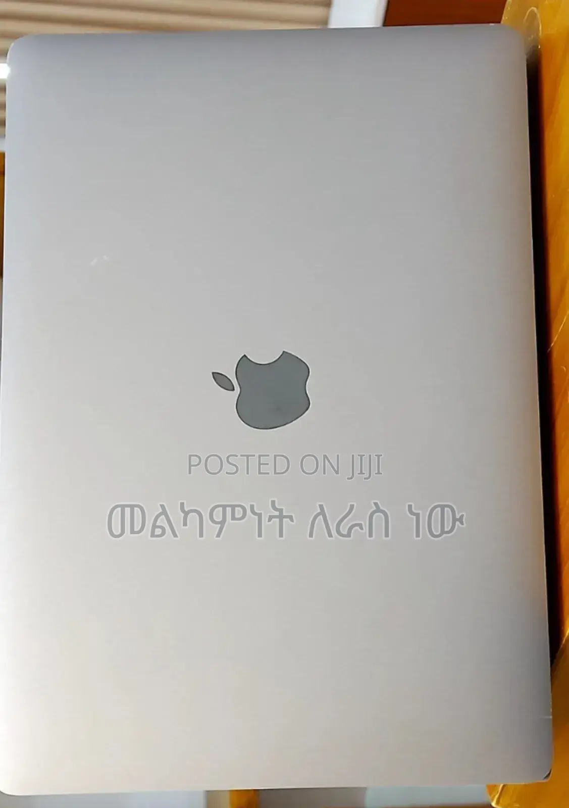 New Laptop Apple MacBook Pro 2022 M2 8GB Apple M2 SSD 256GB