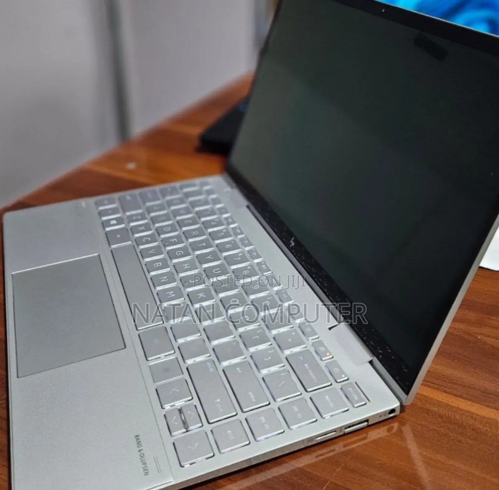 New Laptop HP Envy X360 8GB Intel Core I7 SSD 512GB