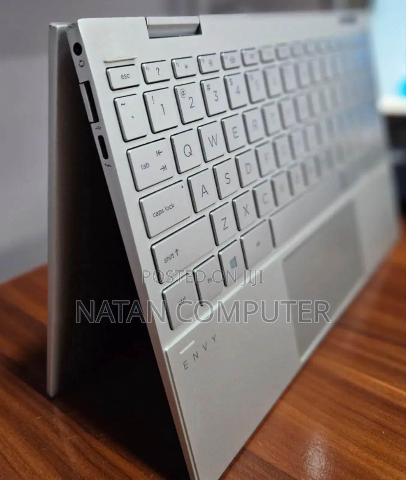 New Laptop HP Envy X360 8GB Intel Core I7 SSD 512GB