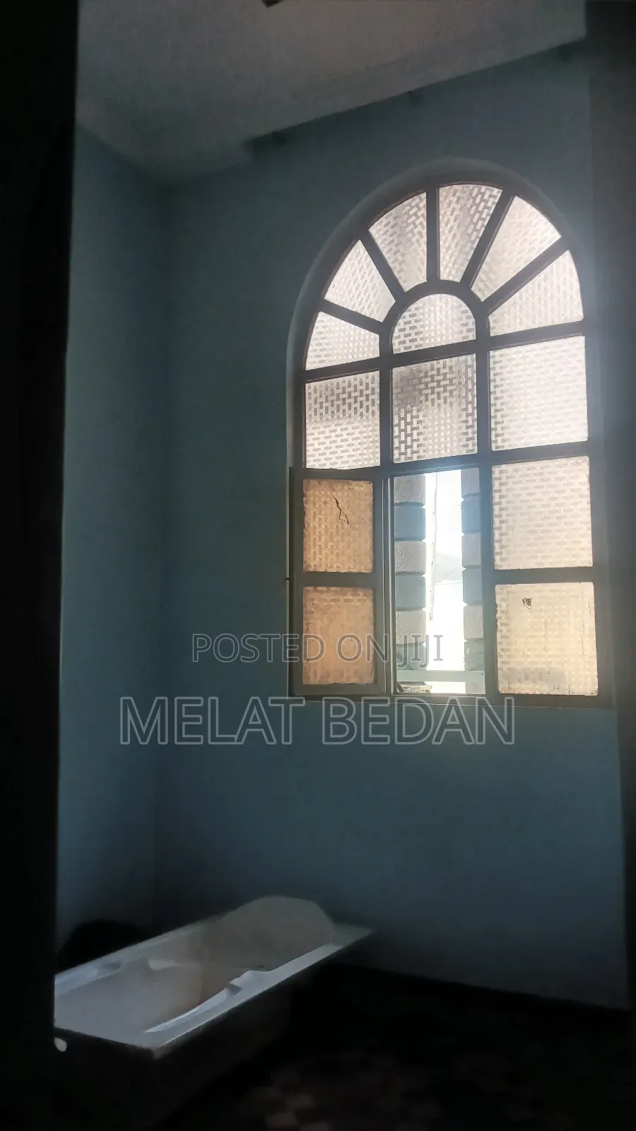 10bdrm House in Adama for rent