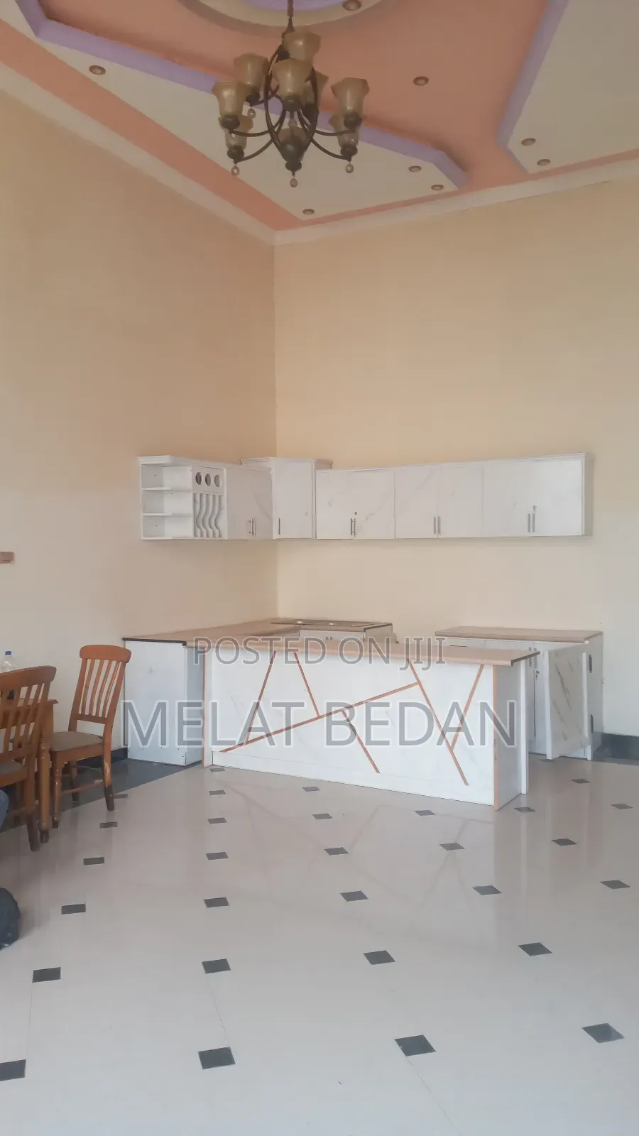 10bdrm House in Adama for rent