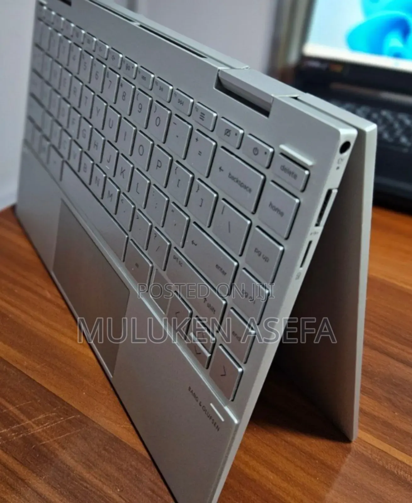 New Laptop HP Envy X360 8GB Intel Core I7 SSD 512GB