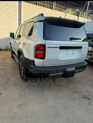 Toyota Land Cruiser Prado 2024 White