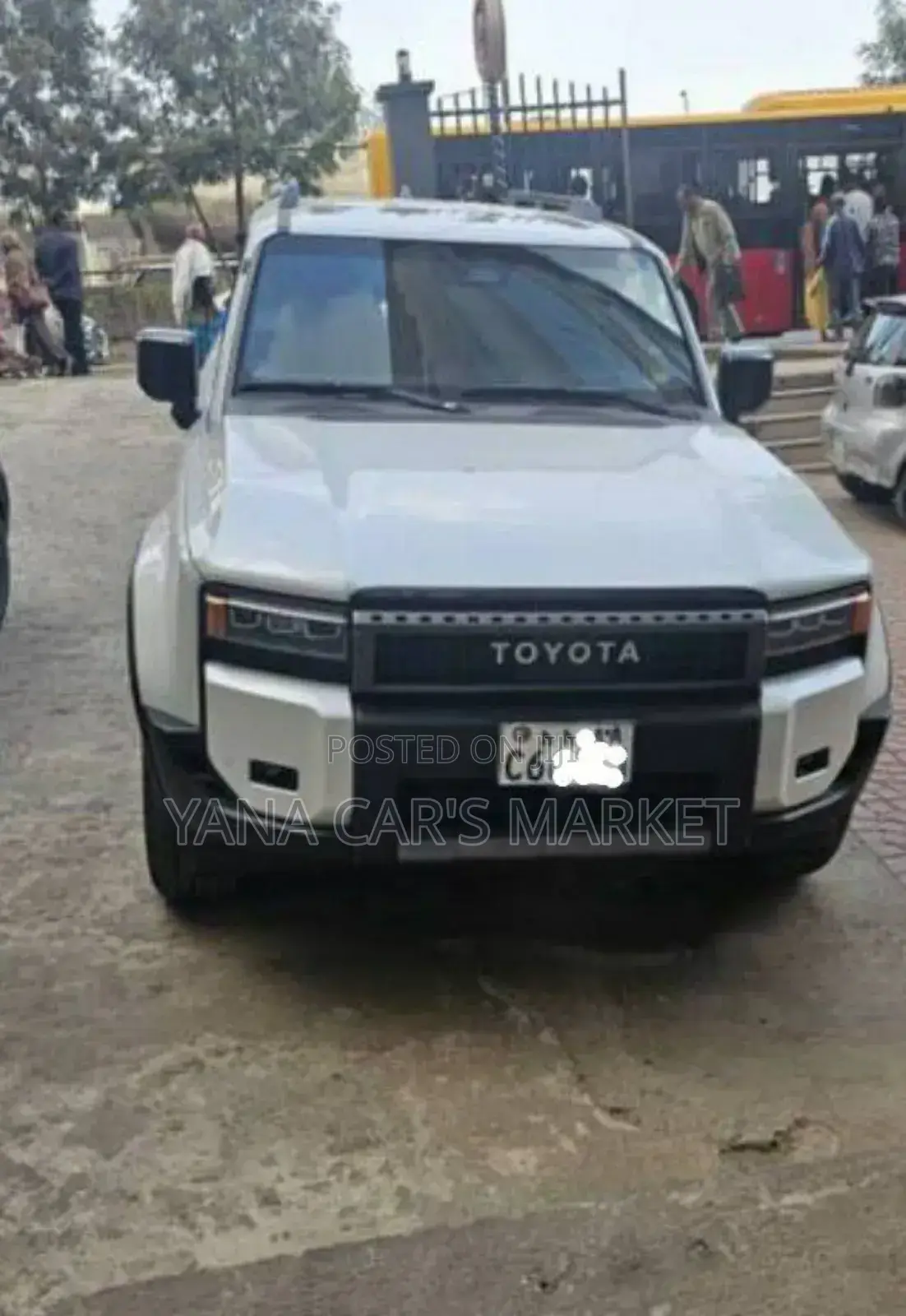 Toyota Land Cruiser Prado 2024 White