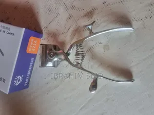 Manual Hair Cut Machine