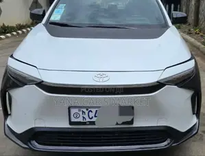 Toyota bZ4X 2023 White