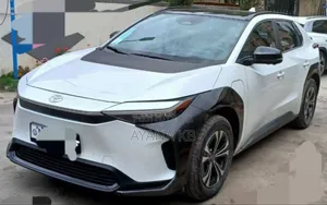 Toyota bZ4X 2023 White