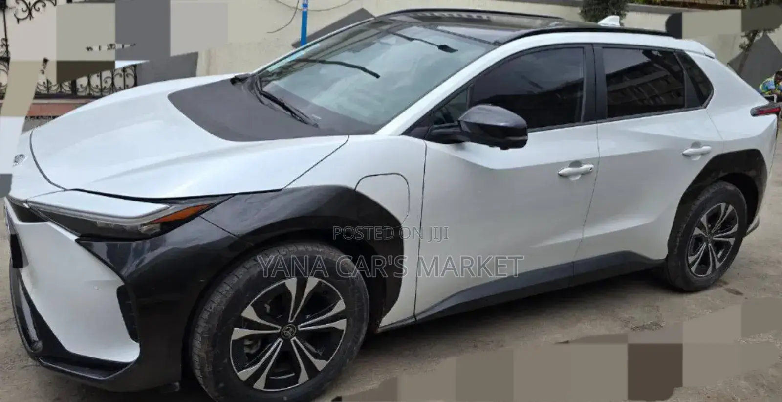 Toyota bZ4X 2023 White