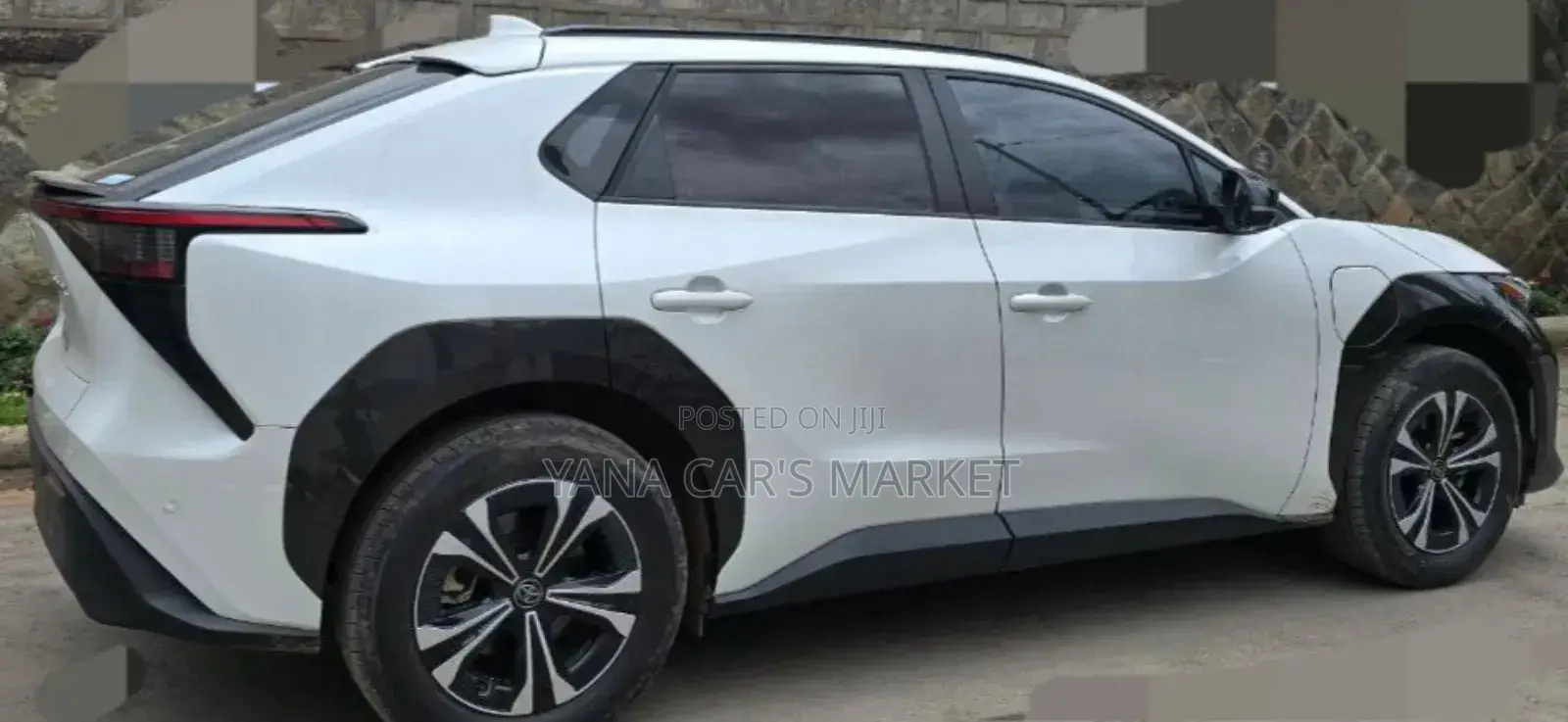 Toyota bZ4X 2023 White