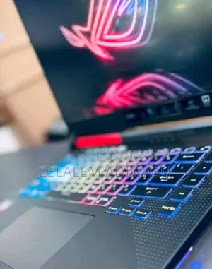 New Laptop Asus ROG Strix G15 16GB AMD Ryzen 9 SSD 512GB