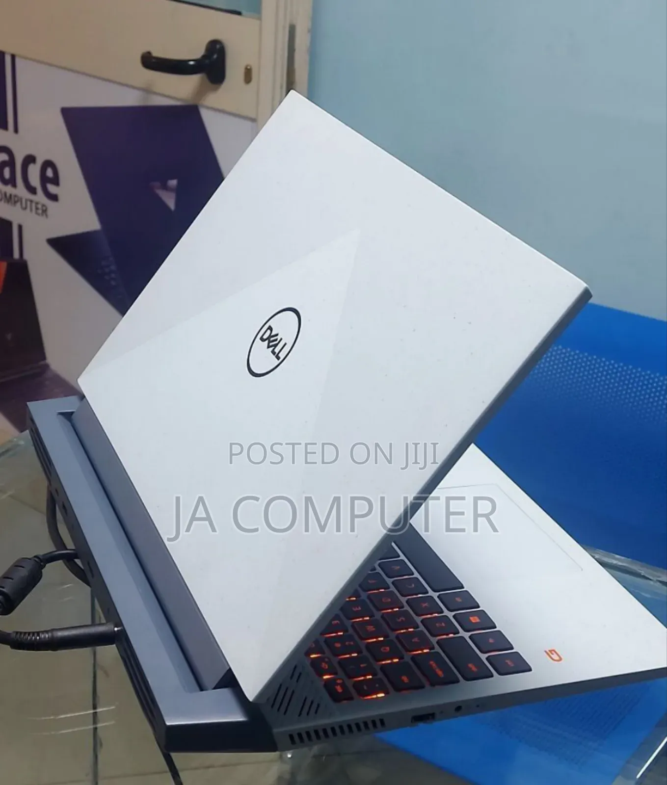 New Laptop Dell G15 5535 16GB AMD Ryzen 5 SSD 512GB