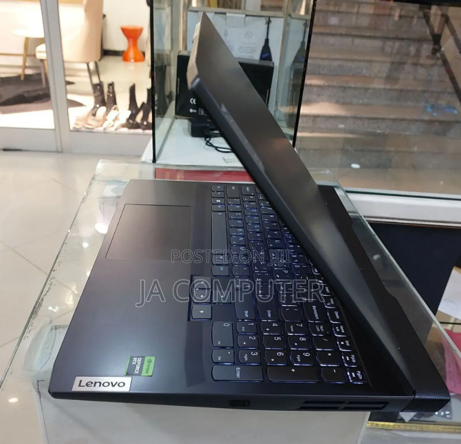 New Laptop Lenovo LOQ 15ARP9 16GB AMD Ryzen 5 SSD 512GB