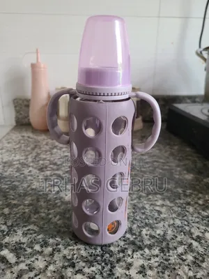 ቆንጆ ወፍራም መስትዋት ከነመያዝያው እና ከቨር ያለው ጥጦ + ቆንጆ የ ወተት መያዥያ