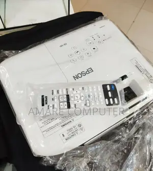 Photo - Brand New Epson Projector With Bag and Remote