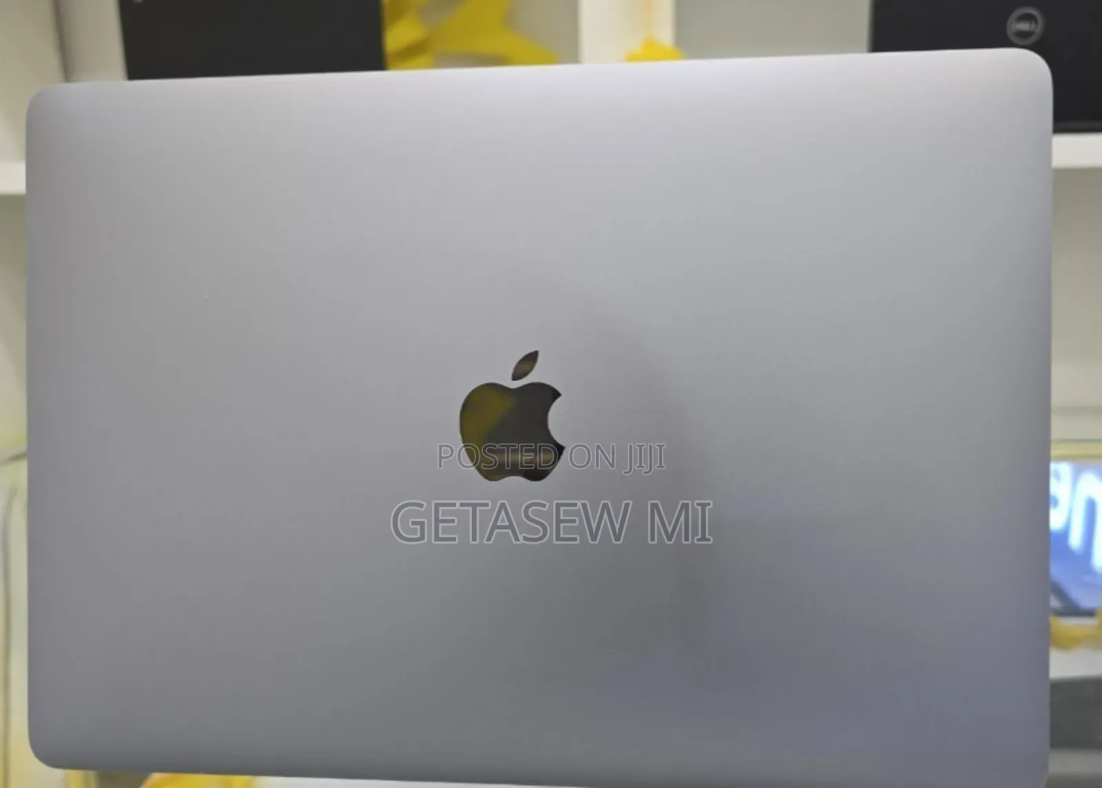 New Laptop Apple MacBook Pro M1 8GB Apple M1 SSD 256GB