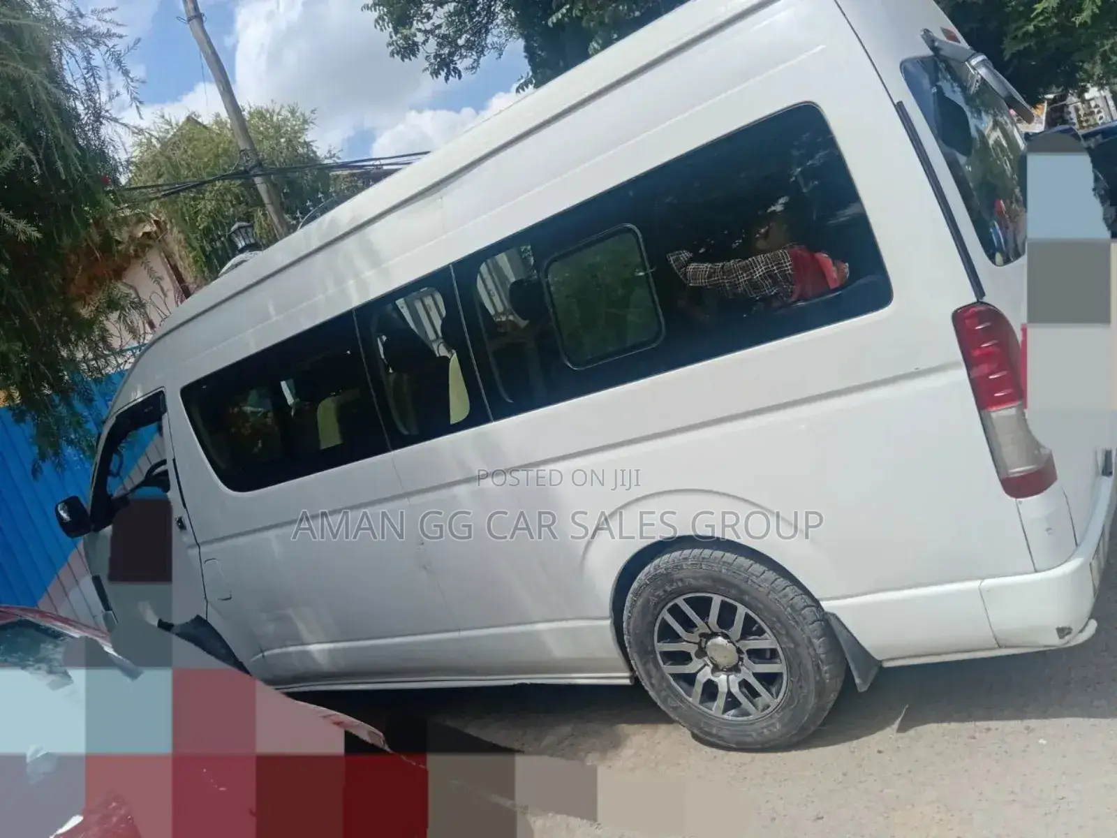 Toyota HiAce 2017 White