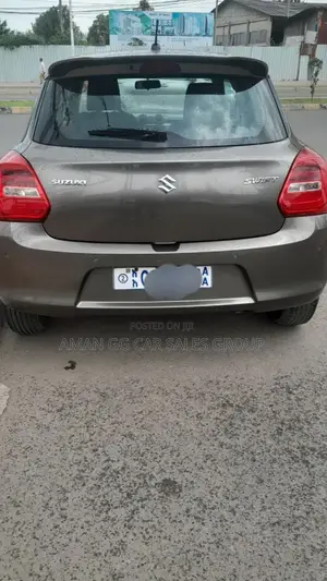 Suzuki Swift 2021 Gray