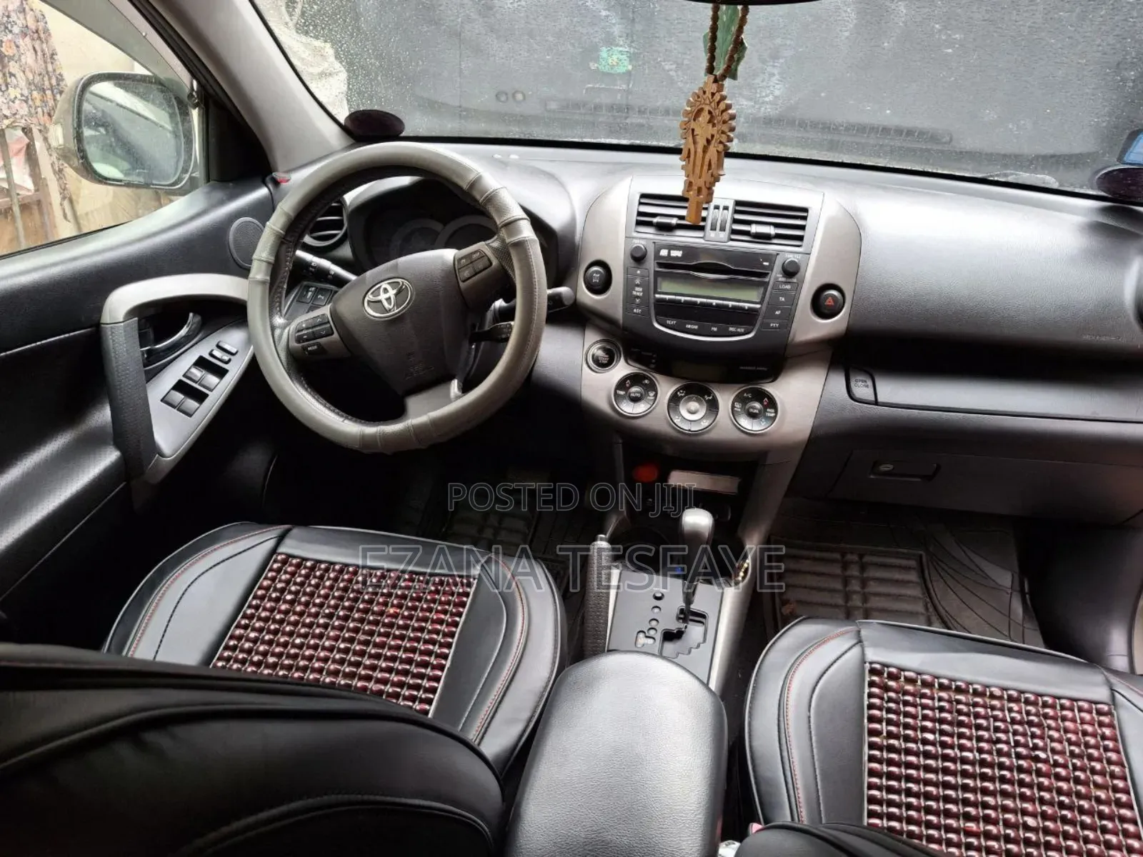 Toyota RAV4 2010 Gray