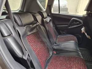 Toyota RAV4 2010 Gray