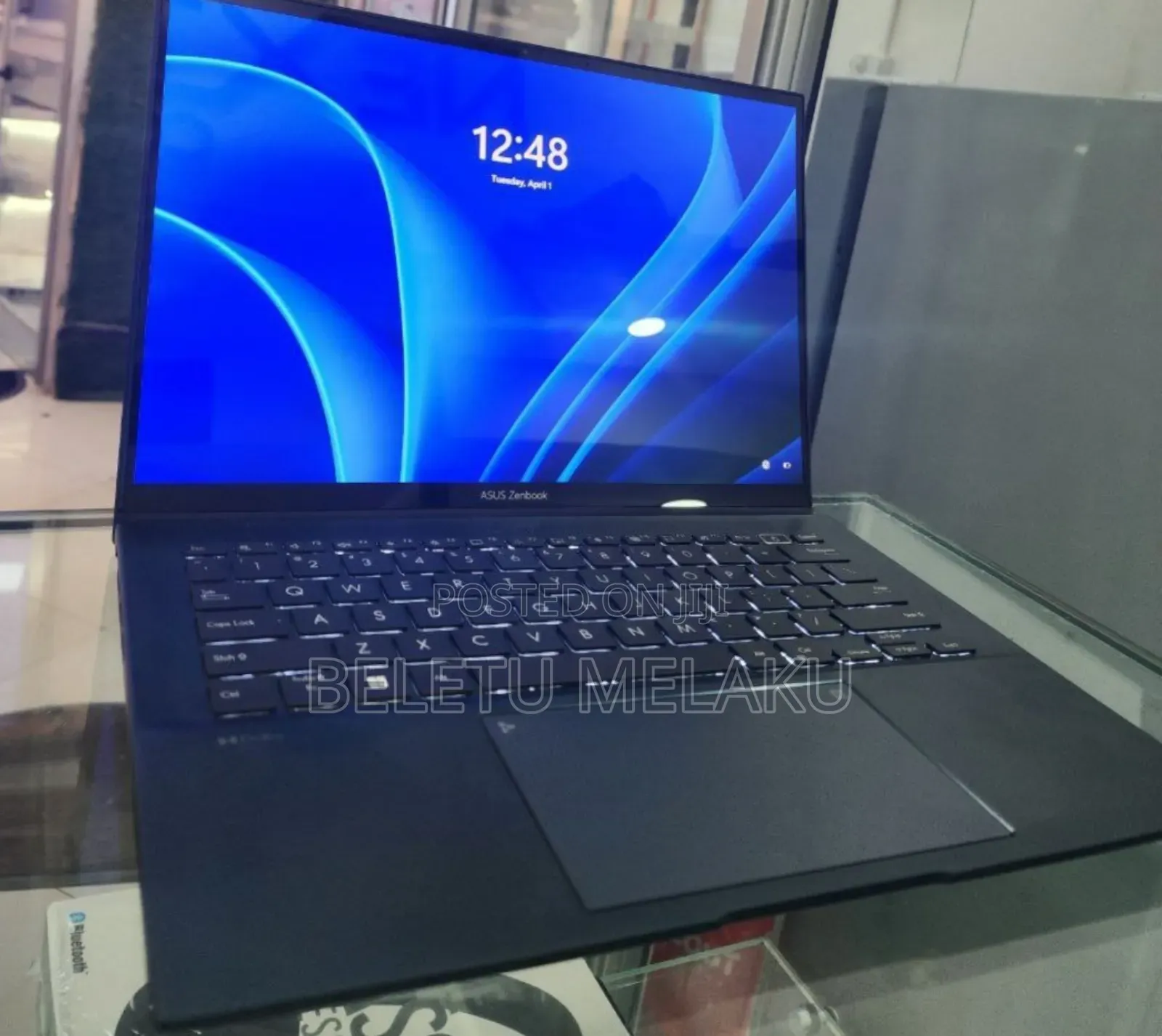 New Laptop Asus ZenBook 13 UX331UN 16GB Intel Core I7 SSD 512GB