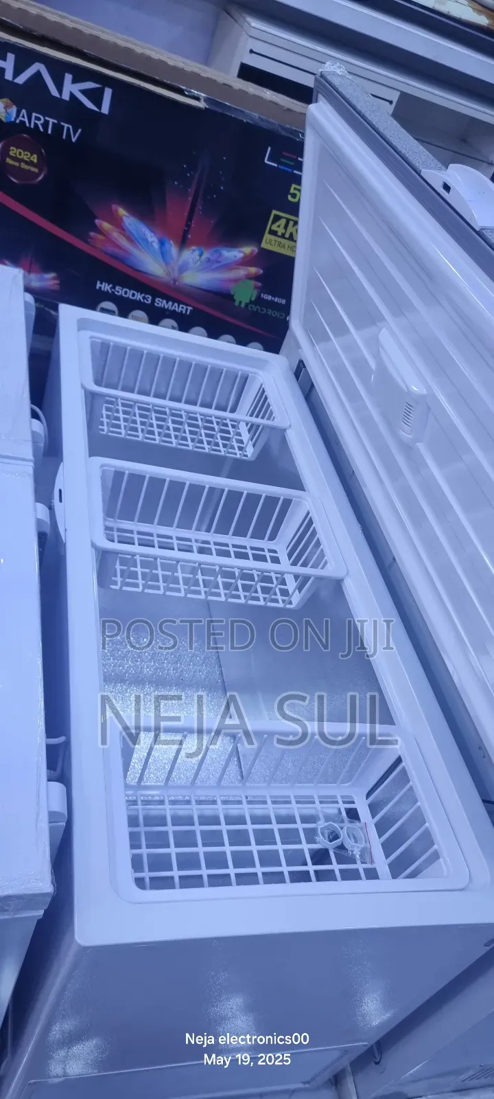 Beko Chest Freezers 481litter for in Deep Fridges