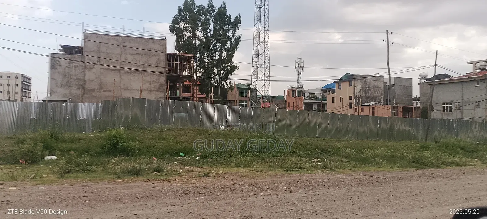 2800 ካሬ ለትምህርት ቤት ግንባታ የተወሰደ ባዶ ቦታ