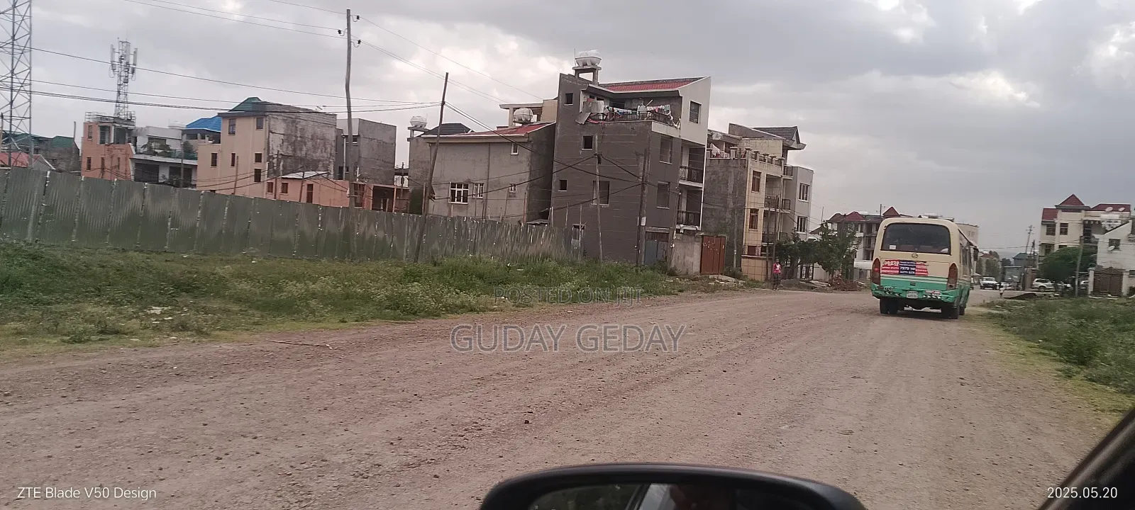 2800 ካሬ ለትምህርት ቤት ግንባታ የተወሰደ ባዶ ቦታ