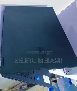 New Laptop Asus VivoBook 15 X505BA 16GB Intel Core I5 SSD 512GB