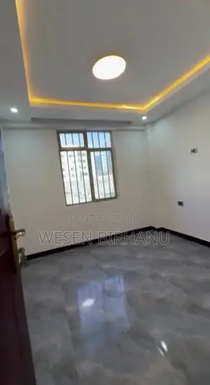 3bdrm Apartment in ኮንዶምነም 20/80 ቤቶች, Addis Ketema for sale