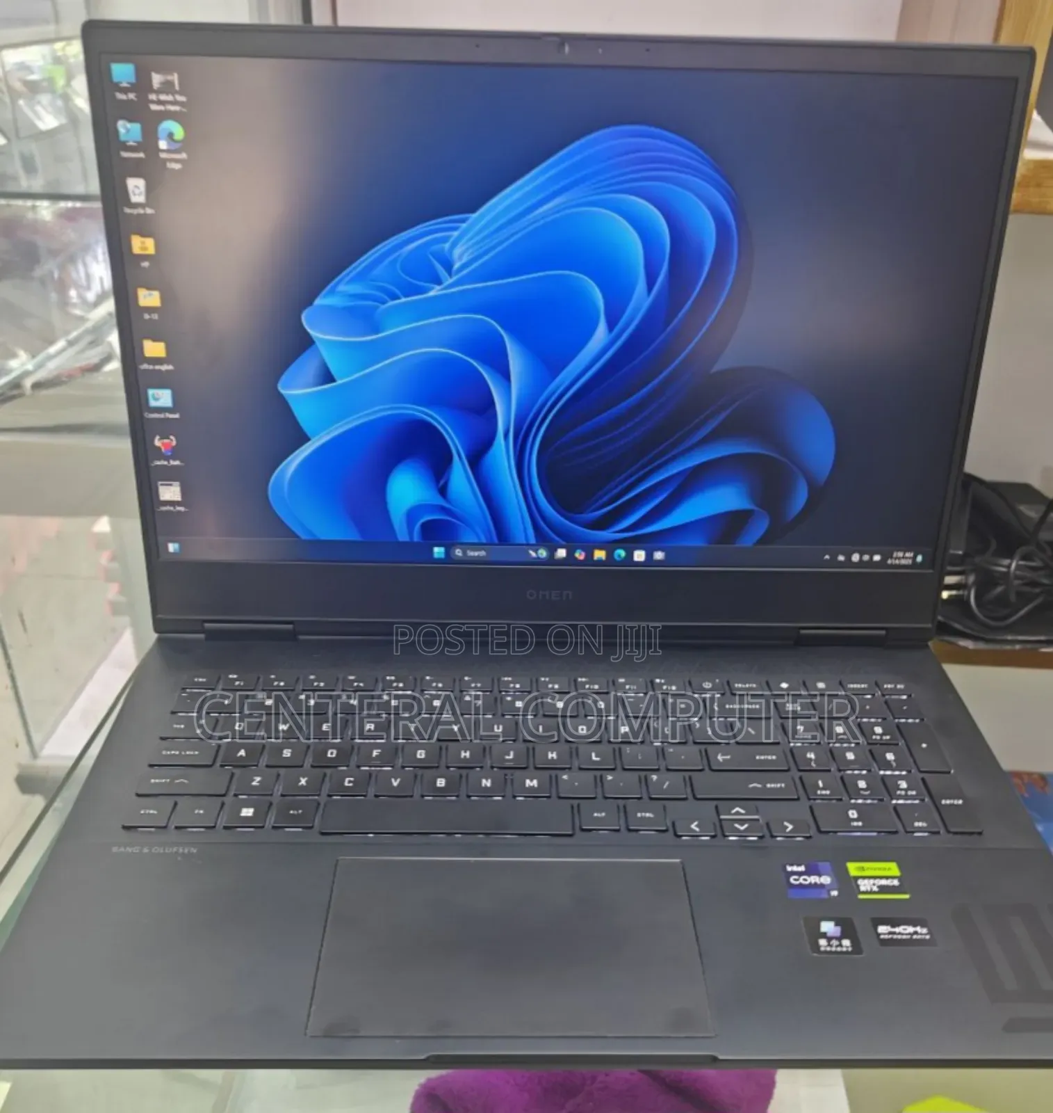 New Laptop HP Omen X 17t 16GB Intel Core I9 SSD 512GB